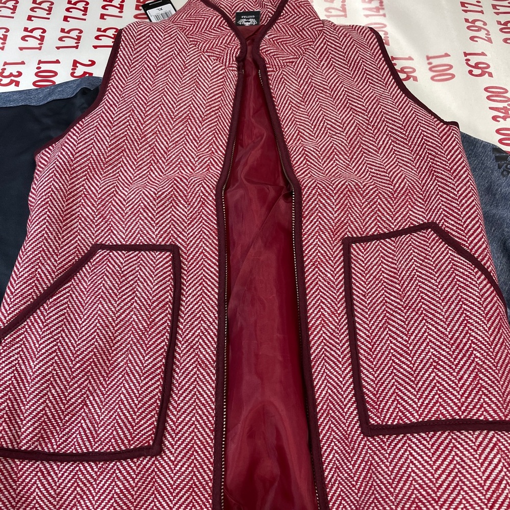 Katydid vest
